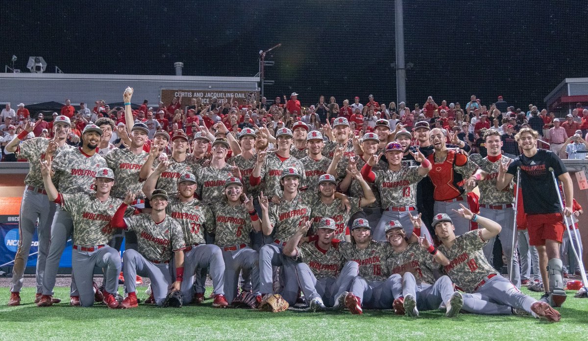 BarstoolPack tweet picture