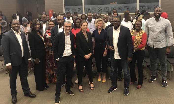 Laurent Martinez (@laurentmartinez) on Twitter photo Here in Abidjan with <a href="/DorotheVignalo1/">Dorothée Vignalou</a> , @HeriardClarisse , @ cedric kouakou and 150 finance people. After a brief presentation of my roadmap for the Group, we had an interesting dialogue with the entire local financial community! <a href="/Cheydema/">Christel Heydemann</a> <a href="/jerome_henique/">Jérôme Hénique</a> <a href="/mamadou_bamba_/">Mamadou Bamba</a> Here in Abidjan with <a href="/DorotheVignalo1/">Dorothée Vignalou</a> , @HeriardClarisse , @ cedric kouakou and 150 finance people. After a brief presentation of my roadmap for the Group, we had an interesting dialogue with the entire local financial community! <a href="/Cheydema/">Christel Heydemann</a> <a href="/jerome_henique/">Jérôme Hénique</a> <a href="/mamadou_bamba_/">Mamadou Bamba</a>