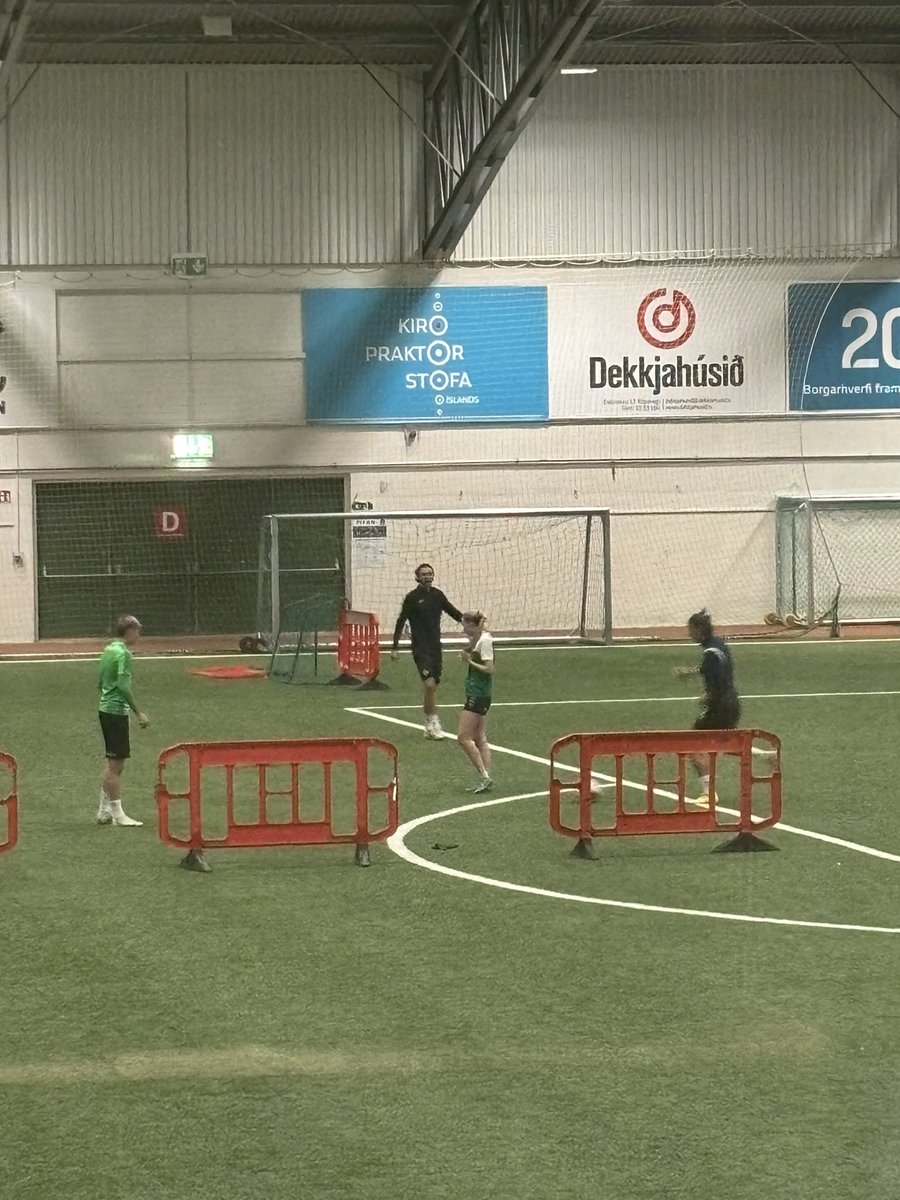 Systkinaást í Fífunni. Willums börn💚