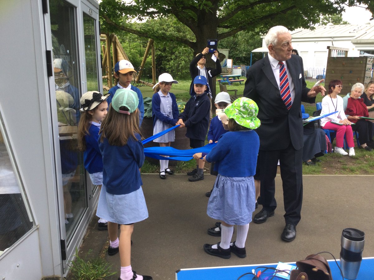 Learning Naturally at Beddington Infants' School tweet media