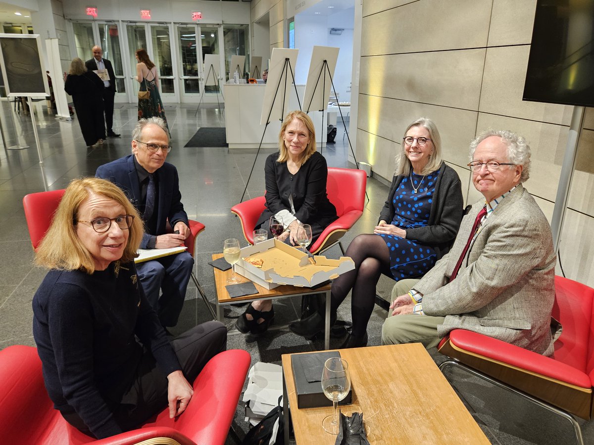ThurberHouse's tweet photo. Post event celebration with the talented @lizadonnelly @InkSpillNews @rozchast and James Thurber's granddaughter Sara Thurber Sauer https://t.co/Y1thzYbQON