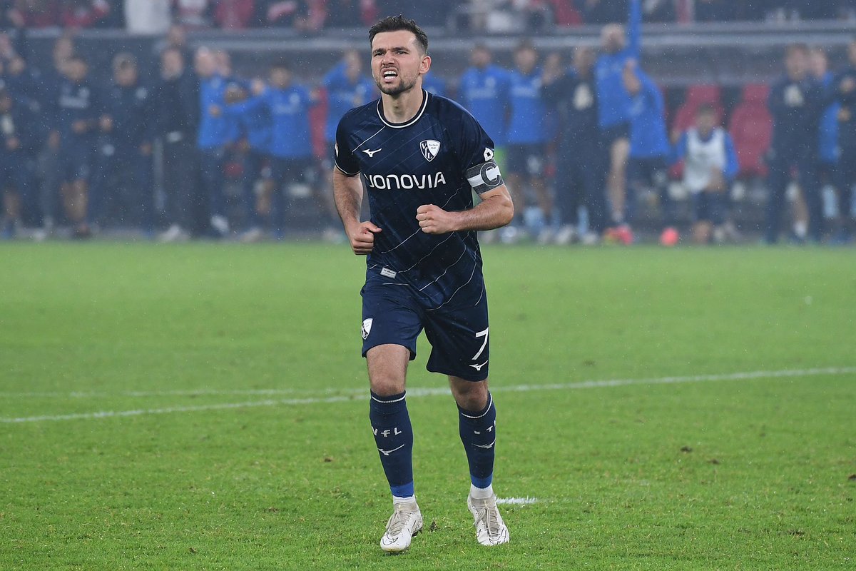 Plettigoal's tweet image. ⚫️⚪️🟢 🆕 | @borussia is pushing to sign Kevin Stöger as a free agent! 

➡️ Many teams are keen on the 30 y/o midfielder who will leave VfL Bochum …

… but M‘Gladbach really want him as a new leader. Talks are ongoing. Stöger is very open to join Borussia now! 

@Sky_Marlon89 |…