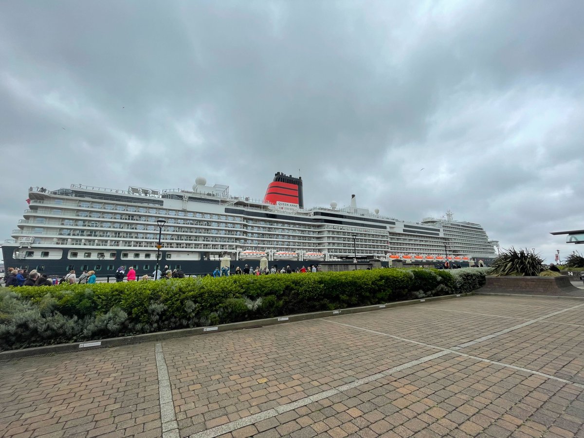 eSignHQ's tweet photo. Fantastic views of the Cunard Queen Anne from our office today. A big day for Liverpool as the newest member of the Cunard Fleet the Queen Anne arrives from Belfast for her naming ceremony on the River Mersey 👏 🎉 #liverpoolwaters #rivermersey #queenanne https://t.co/zshK3FU0P8