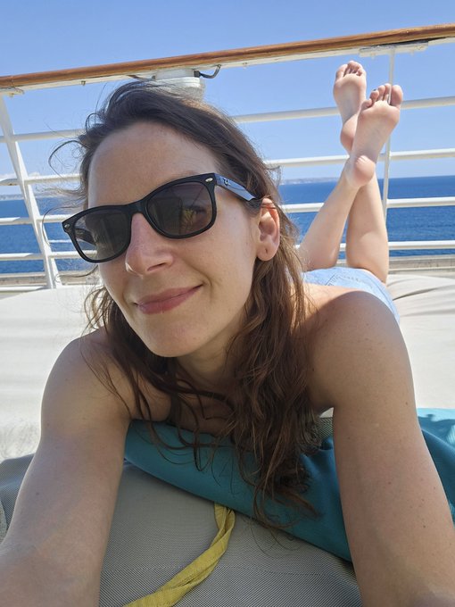 🥰 https://t.co/dwNWSG34Va