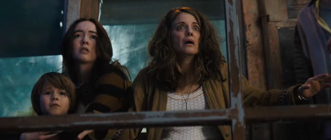 MCUFilmNews's tweet photo. Peter Parker and Aunt May #VenomTheLastDance! https://t.co/IwaVyPmXB9