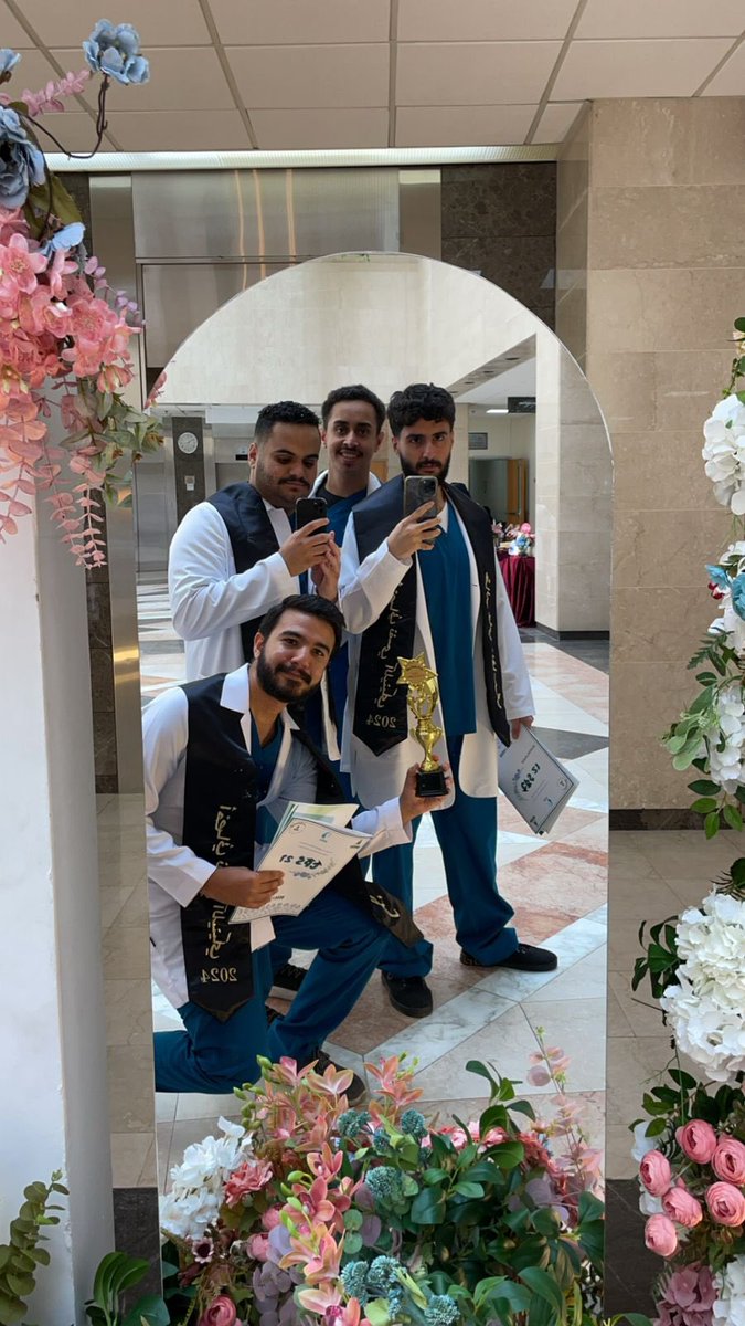 DrIman2013's tweet photo. أبارك لطالباتي وطلابي تميزهم في المشروع البحثي في قسم علم النفس الاكلينيكي @_cpsy_  @fams_kau 

شكرا لاجتهادكم ومنحي الفرصة للإشراف على أولى ثمرات إنتاجكم البحثي🙏تستاهلو الفرحة والفخر 👏🏻 ومبروك للتخصص بكم

@omarawad35
@ms11sb
@m_alaidrous
@sarahsmir
@m64_cps
@itssmmo
@wafaaab88 https://t.co/pIJLWsWBxn