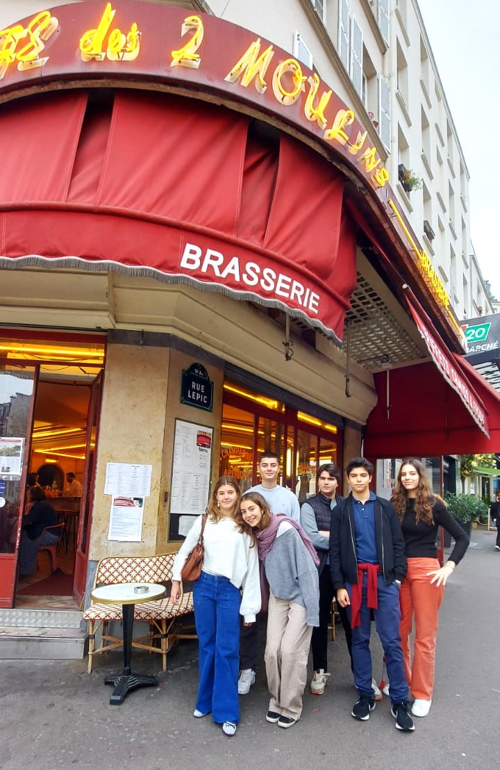 🇫🇷The French Department is thrilled to be in Paris with our A-Level students!! They're immersing themselves in the language and exploring the beautiful capital of France. #culturaltrip #internationalschoolmadrid #FrenchALevels #Paris #educationaljourney