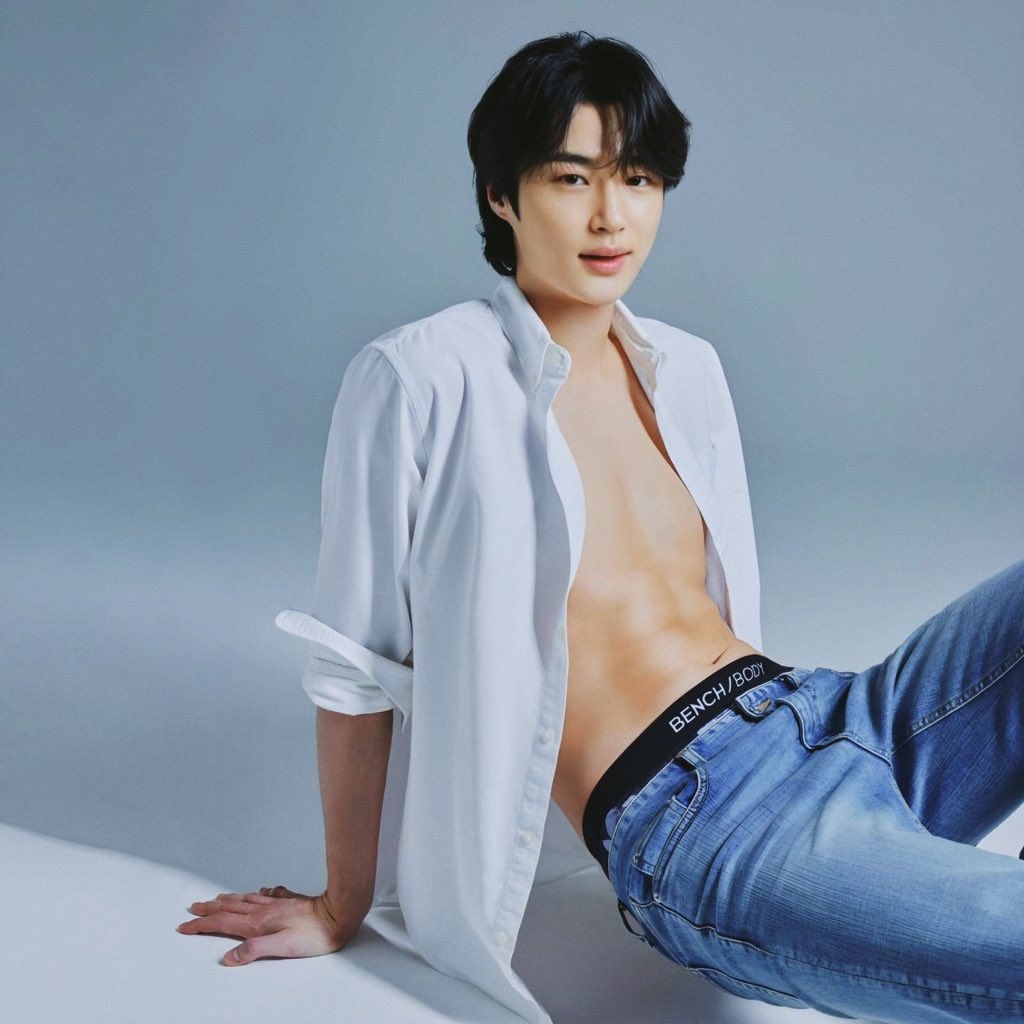변우석 Woo Seok Byeon tweet media