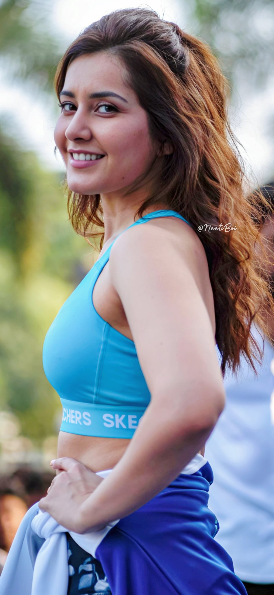 GPJyK_vaoAA8g3U?format=jpg&name=large