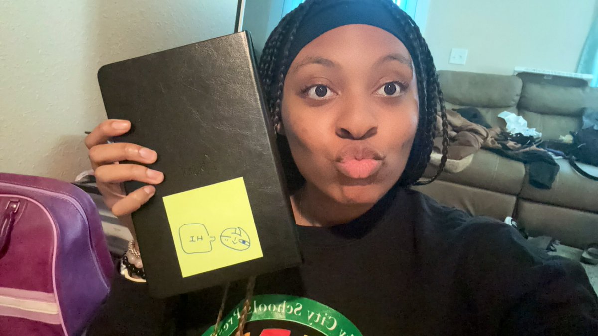 tzaria1703's tweet photo. My Abysmal Special Diary came in!!! I love it, it is so cute and creative, I love how she made space to write in and all the messages, and notes she wrote in! I’m so proud of you @hannahhbbahng  
#hannahbahng #theabysmal #StreamTheAbysmalEp https://t.co/MC3p0rRQPd