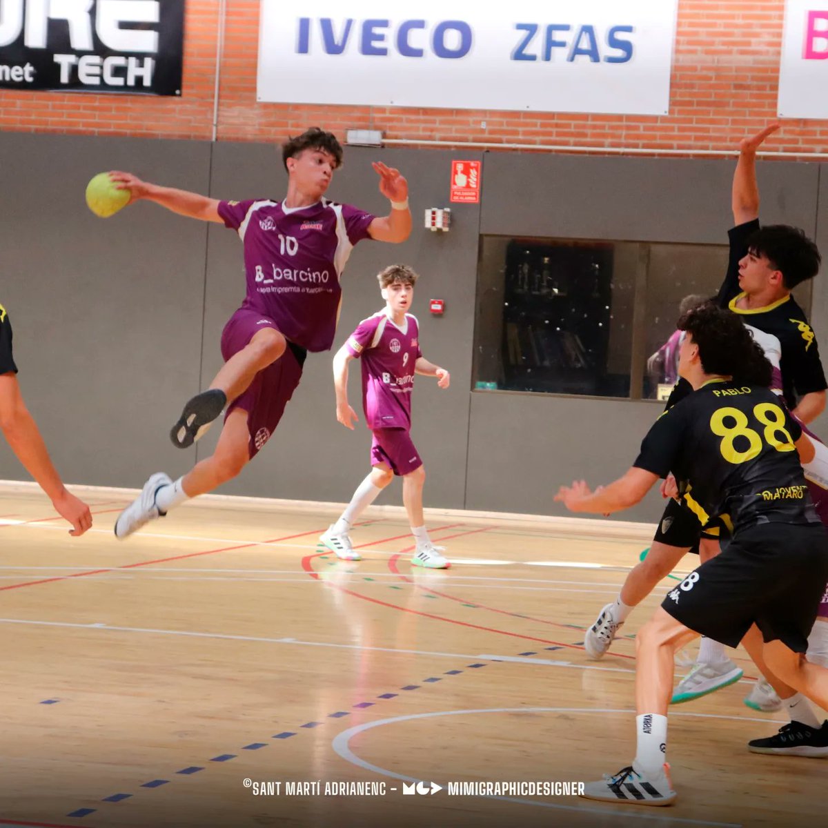 Handbol Sant Martí Adrianenc tweet media