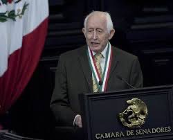Lombrix75's tweet photo. @h_herrera88 Perdón les fallamos! Perdón por haber destruido el partido! (Quedan muy pocos) se convirtió el PAN en un partido de cuotas,de compadres,de candidaturas presidenciales a huevo (2018) no estuvimos al nivel de su grandeza! Creo que está brega de eternidad está por terminar! https://t.co/JfAqu93qF6