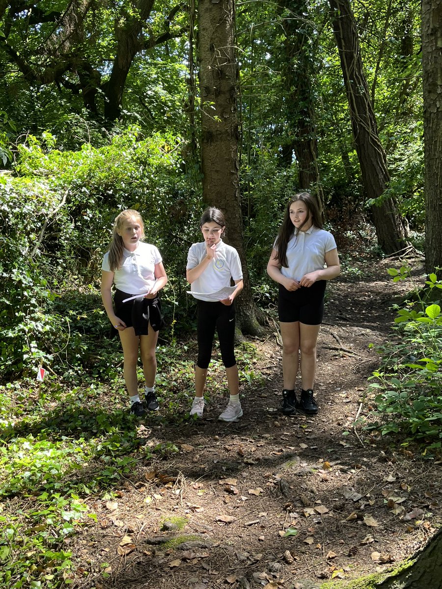 DeanburnP6HE's tweet photo. What perfect weather for orienteering in the woods with our friends in @DeanburnPS_P6M. I’m sure there will be some tired kiddos tonight! Thank you to our parent helpers for making this event possible 😊
(Back to the woods tomorrow too!) #DeanburnHealthWeek24 https://t.co/rSkuzPn8Me