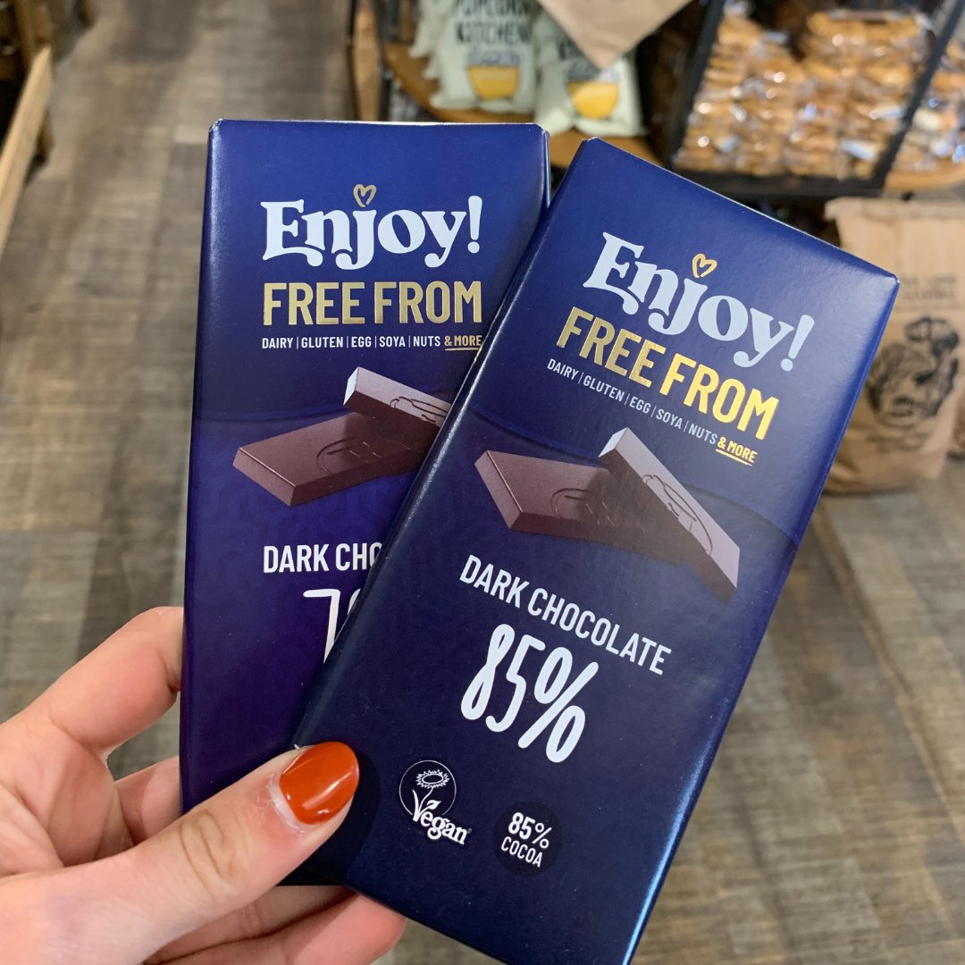 Our bars were spotted in Thyme &amp; Tides in Firsdown! 💙

Did you know that our Dark Chocolate 70% and 85% bars are the most popular for baking with? 👩‍🍳

Their gorgeous, rich taste makes any recipe pop with flavour! 

#darkchocolatebars #veganchocolate #darkchocolate
