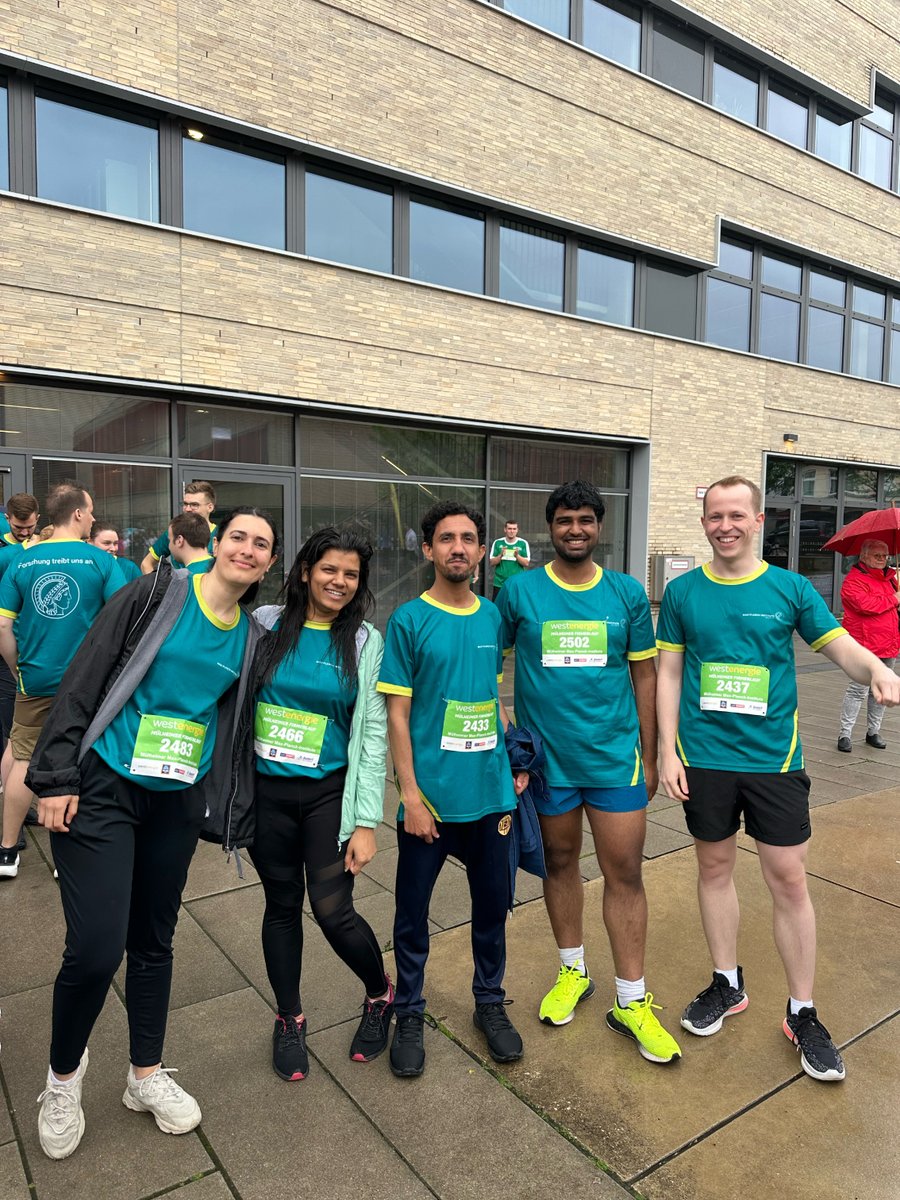 neumann_lab's tweet image. It has been a busy time lately – we celebrated Aamir’s marriage and met his wife, welcomed our new technician Daniel to the team, and the group demonstrated their athletic prowess in the Mülheim company run. Also lots of chemistry of course :-)