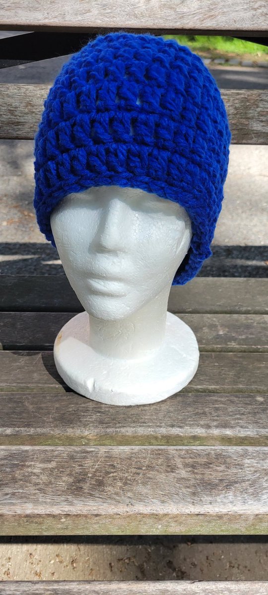 KenishaScraft's tweet photo. A blue hat for @hat_not_hate which is a movement to stop bullying. More Blue hats to come.

#crochetart  #kenishascraft  #bluehat #hatnothate💙 #hatnothate2024 #Artist #Art #hats #crochet #Fashion #craft #craftersofinstagram #handmadegifts #Handmadehats #Handmade #Handcraft https://t.co/aDH9ssUtcb