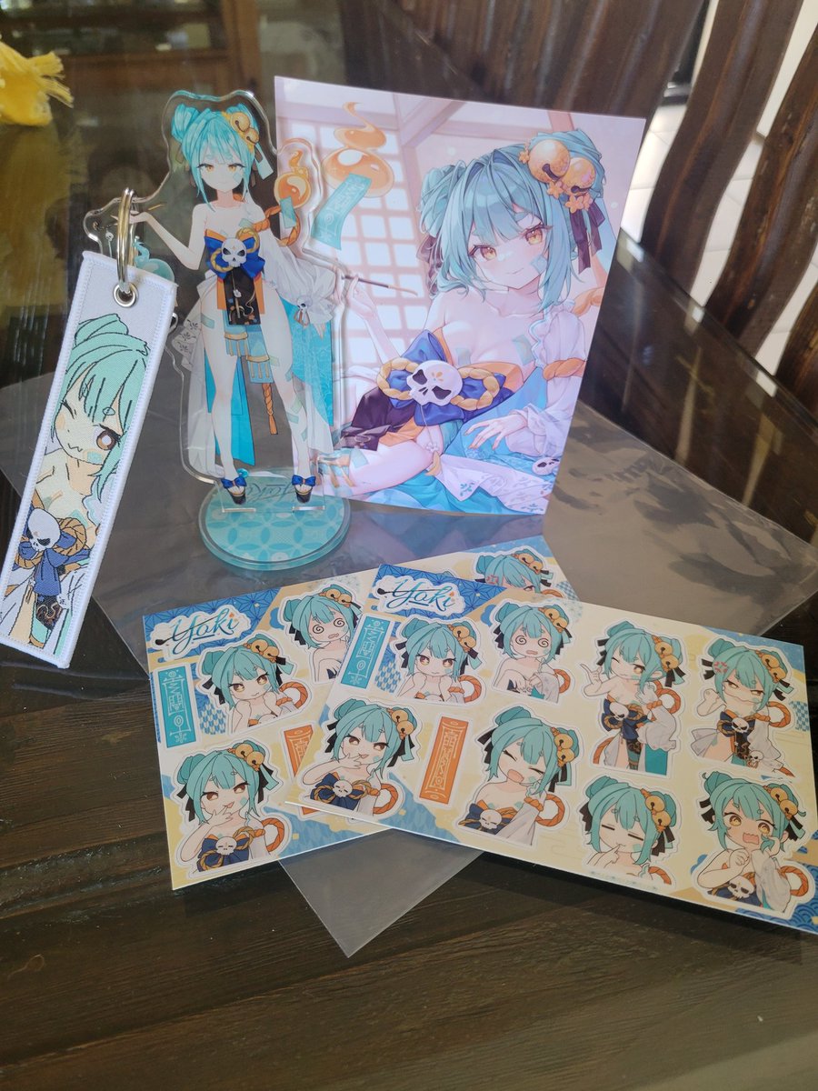 Okunc45's tweet photo. Yoki merch so good I bought the stickers twice (I thought I didn't buy them the first day so I bought them again 💀) #inamiyoki https://t.co/IeXfYthLmv