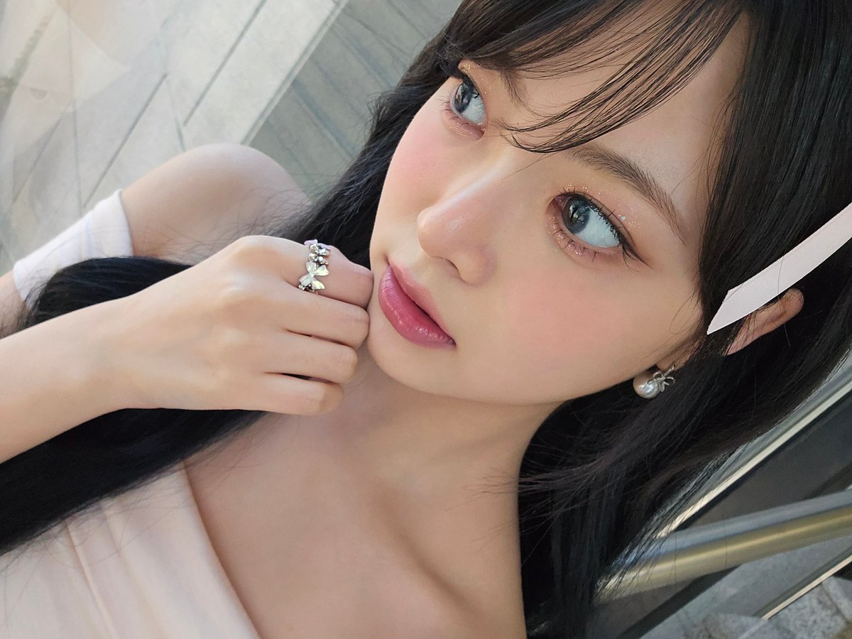 (🐈)  – 31.05.24

Des FEARNOT sont venus au pré enregistrement ce matin et au live show
Merci. Ça faisait longtemps qu’on avait pas fait de special stage donc j’espère que les FEARNOT ont aimé. Nous nous sommes beaucoup préparés donc regardez nous❤️

› 🪼