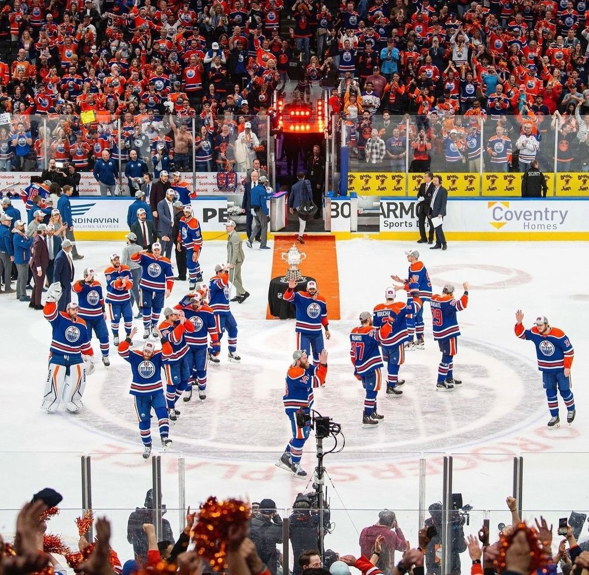 fireflyrecovery's tweet photo. Firefly athlete Sam Gagner &amp; the Oilers are on their way to the #StanleyCupFinal! This is an exciting moment for a team whose "journey from worst to first in the Western Conference is complete" - as declared by @espn. #Oilers #NHL #StanleyCup2024 #FireflyRecovery #hockeynews https://t.co/5QbaTmv0jo