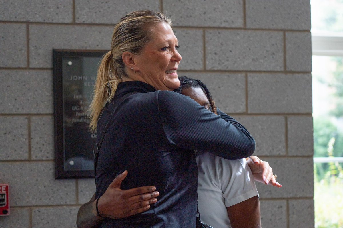 Georgia Basketball 🏀🐶 tweet media