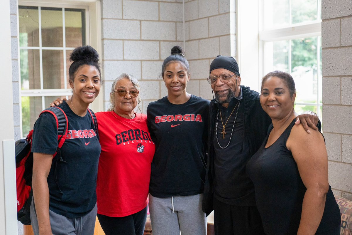 Georgia Basketball 🏀🐶 tweet media