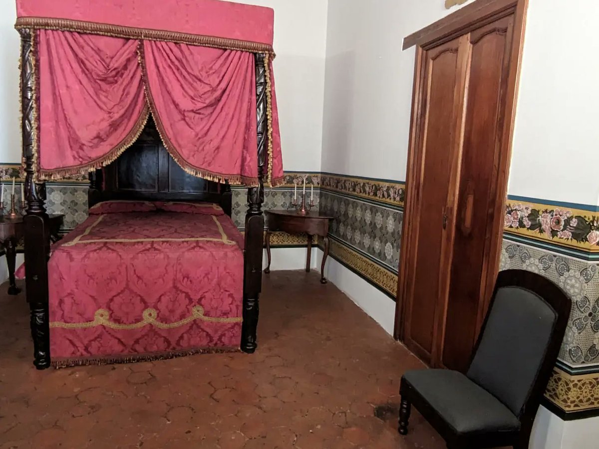 Descubre la cuna de grandes ideales. La casa natal del Libertador Simón Bolívar te espera de miércoles a domingo, de 9:00am a 4:00pm.

#MuseosBolivarianos
#SanciónCero