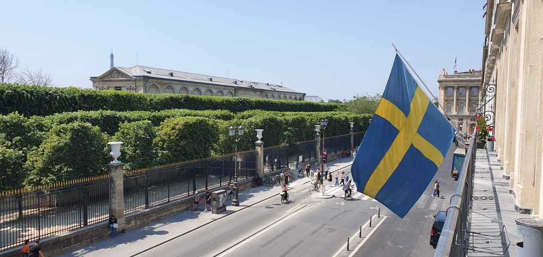 Varmt välkomna att delta i  Svenska Klubbens firande av Sveriges Nationaldag på Svenska Klubben i Paris! 
Högtidstalet hålls i år av Viktor Kornfeld. 
Operasångerskorna Anna Rosset och Natalie Cevallos Morales ackompanjeras av Maria Östberg.
Anmälan: direction@cercle-suedois.com
