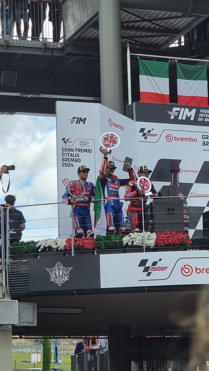 allaboutfofi's tweet photo. Il giorno più bello della mia vita.
Passione, Amore, Colori, Famiglia.
Non sarà un addio ma un arrivederci.

Ti amo Mugello, sei casa.❤️‍🩹
#MotoGP #ItalianGP #Mugello2k24 https://t.co/6EOBIKGZ3b