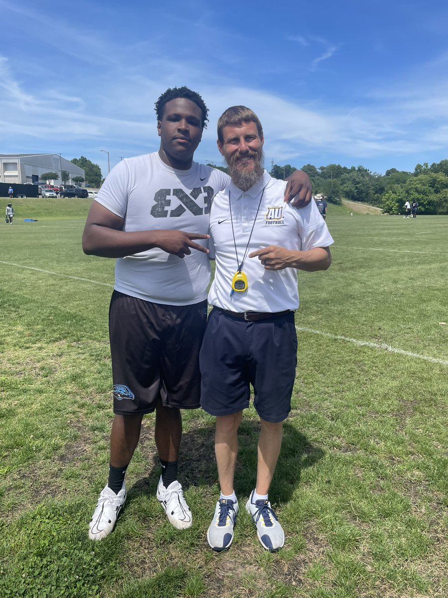 Jalen320's tweet photo. After a great camp and speaking to  @coachphenry I am blessed to receive my second offer from Averett University. @AverettFootball https://t.co/56yi10HEbM