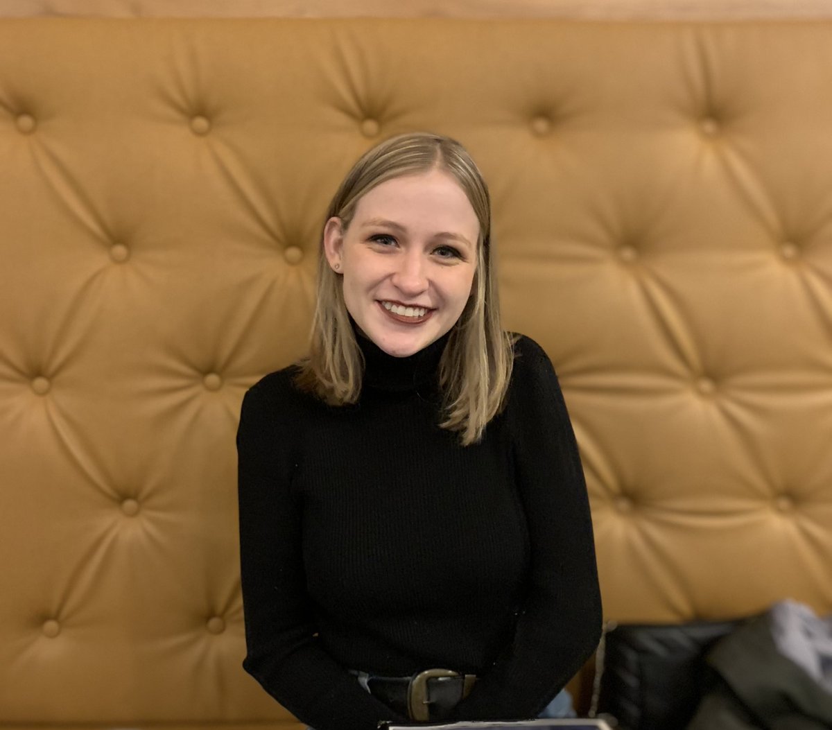 ComSciCon's tweet photo. Meet #ComSciCon24 Organizers! Stacy Pitcairn (@stacy_pit) is a neuroscience PhD student at  @wakeforestmed. Her research focuses on how stress  can alter brain regions that are involved in post-traumatic stress disorder (PTSD) and alcohol use disorder/addiction. https://t.co/5qheZFFUsH