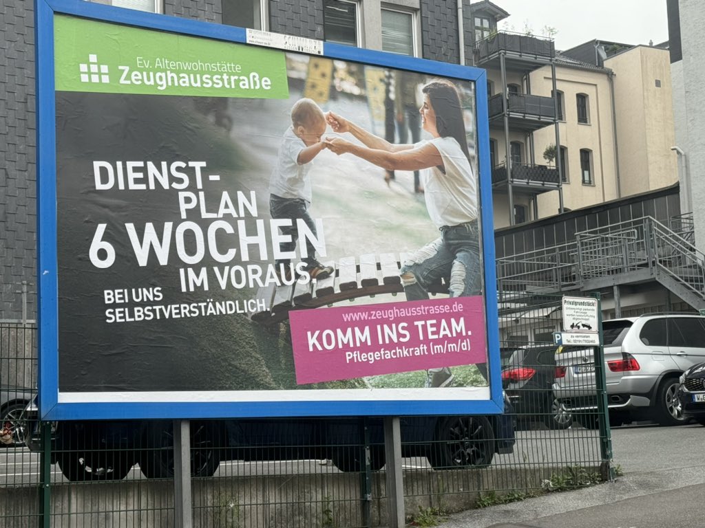 OgerKhan's tweet photo. @_never_gr0w_up @Helios_Kliniken Sicher hier den Fehler. 🤷‍♂️ https://t.co/2ybA4diTFH