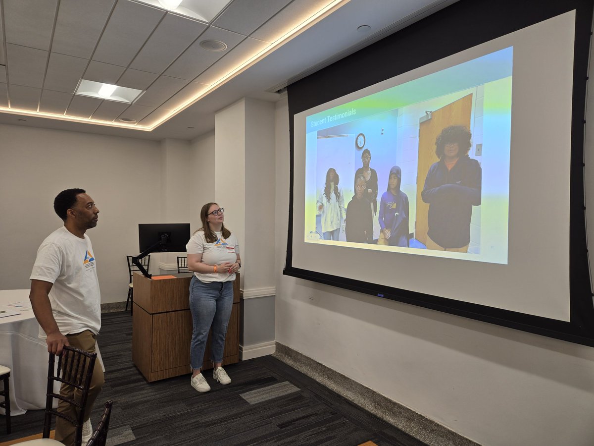 Kudos to <a href="/mslevinescience/">Madison Levine</a> for sharing her personalized learning philosophy with #APSFELLOWS24! Her implementation of Flexible Path and Pace was a game changer for our <a href="/JLewisInvictus/">JLewisInvictus</a> scholars!! The students' reflection spoke to how much they learned!!