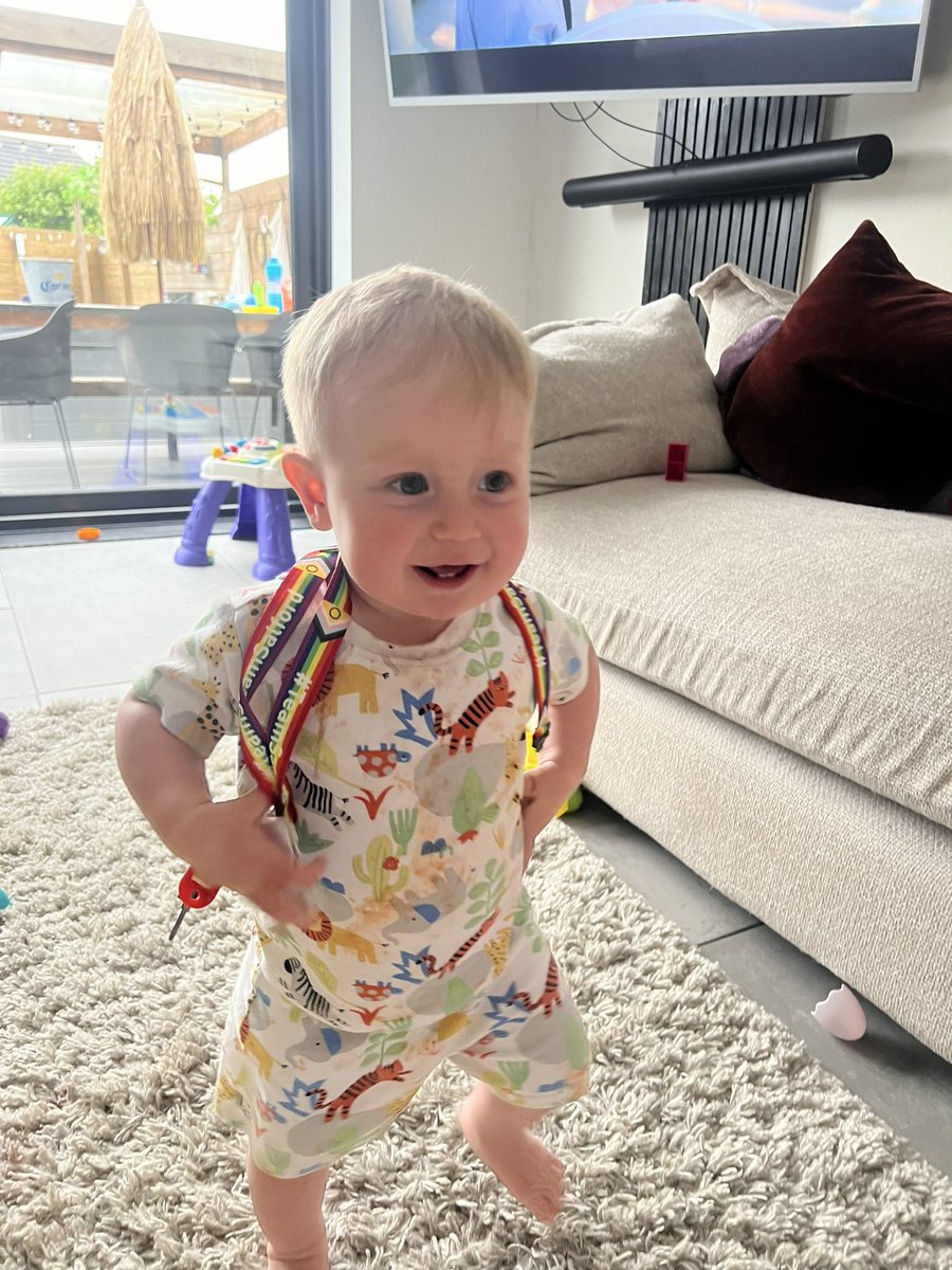 melissafry27's tweet photo. #WalkdenGateway are #PrideMonth ready! 🏳️‍🌈🏳️‍⚧️ 
We have a diverse, multi-skilled team here whom I am SUPER proud of! We work hard to ensure every person who walks through our doors feels welcomed into our inclusive environment! Even baby River cannot WAIT for the celebrations! 💯❤️ https://t.co/4frxQJQCW6