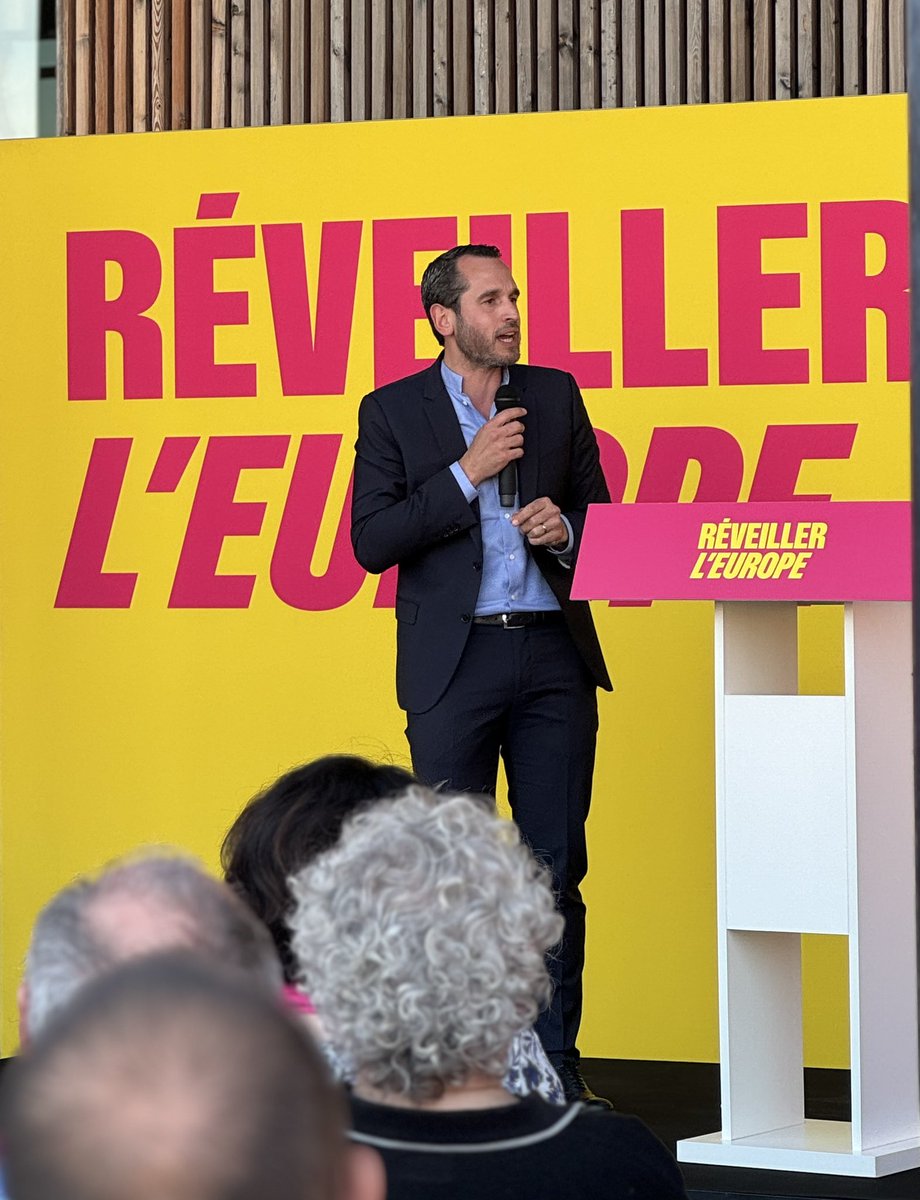Alix Soler-Alcaraz (@alixalcaraz) on Twitter photo Merci <a href="/PJouvet/">Pierre Jouvet</a> pour ton énergie communicative ce soir à Lézignan-Corbières ! Quel beau symbole d’organiser une réunion publique sur le parvis d’un lieu culturel comme la médiathèque ! + de 150 participants ont répondu à l’appel pour #ReveillerLEurope avec <a href="/rglucks1/">Raphael Glucksmann</a> 🇪🇺🇪🇺🇪🇺 Merci <a href="/PJouvet/">Pierre Jouvet</a> pour ton énergie communicative ce soir à Lézignan-Corbières ! Quel beau symbole d’organiser une réunion publique sur le parvis d’un lieu culturel comme la médiathèque ! + de 150 participants ont répondu à l’appel pour #ReveillerLEurope avec <a href="/rglucks1/">Raphael Glucksmann</a> 🇪🇺🇪🇺🇪🇺