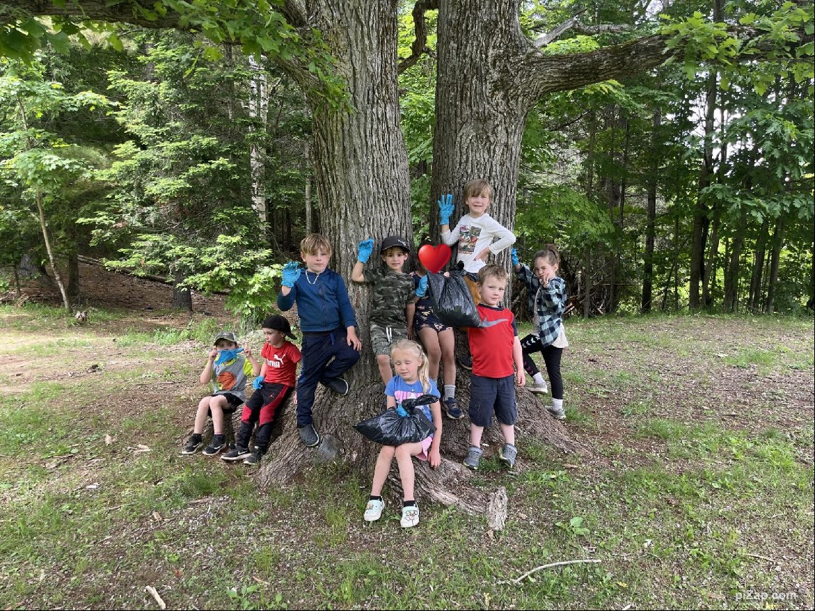 A huge Thank You goes out to Mrs. Grant's JK/SK class for cleaning up the playground as well as a special rendition of "We've got the whole world". Great job!!!