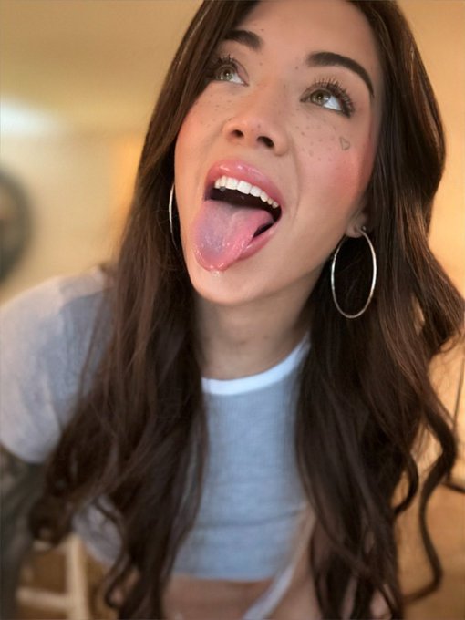 🤭 https://t.co/eVRPORHSPO
