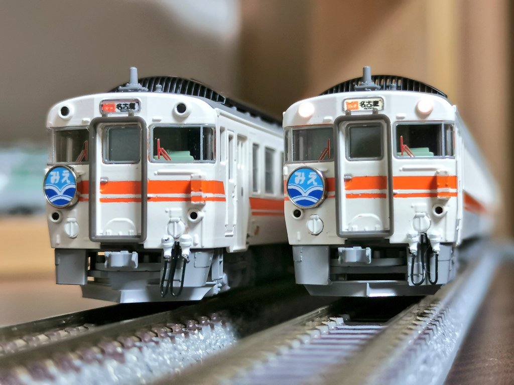 masu_sengun216's tweet photo. JR東海キハ91-5000系気動車"快速みえ"のご報告です。

国鉄時代にお役御免となったキハ91は美濃太田で民営化を迎え…ハイパワーエンジンに目をつけたJR東海が近代化改修を行った姿とのこと。

平地で性能をフル活用し当時の気動車快速としては脅威の時速120km/hを記録するなど頼もしい存在らしいです。 https://t.co/sWN7ElWqCu