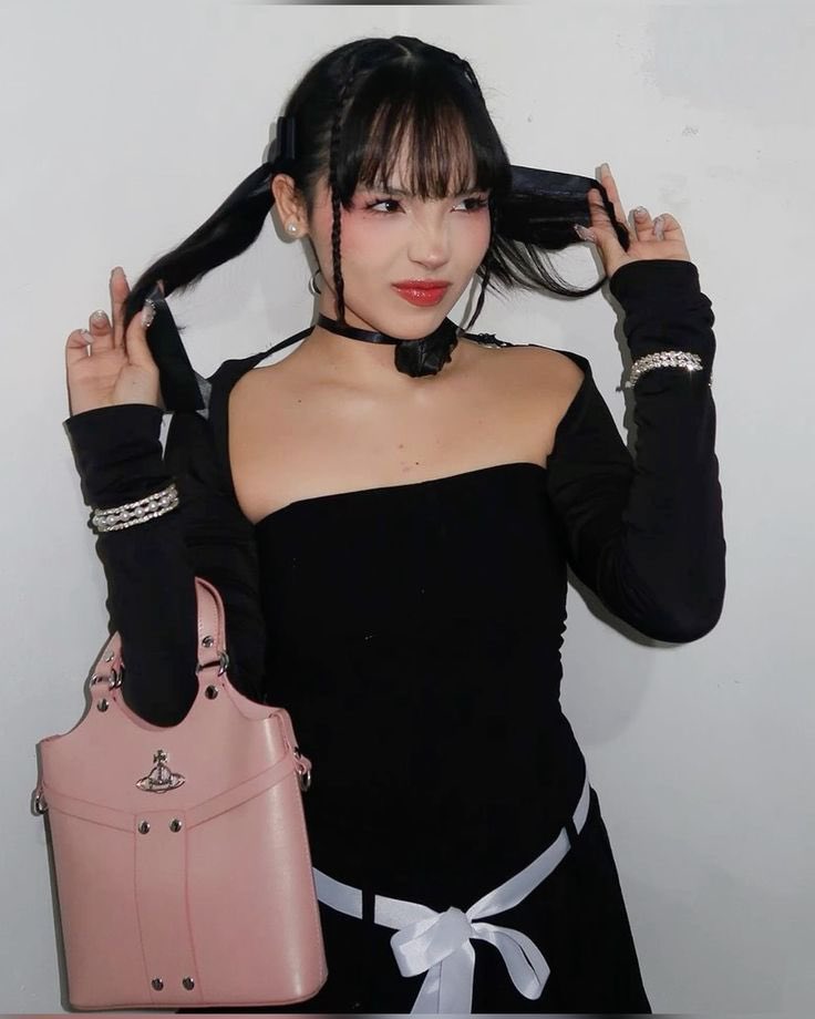 cclatinos tweet media