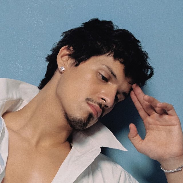 cclatinos tweet media