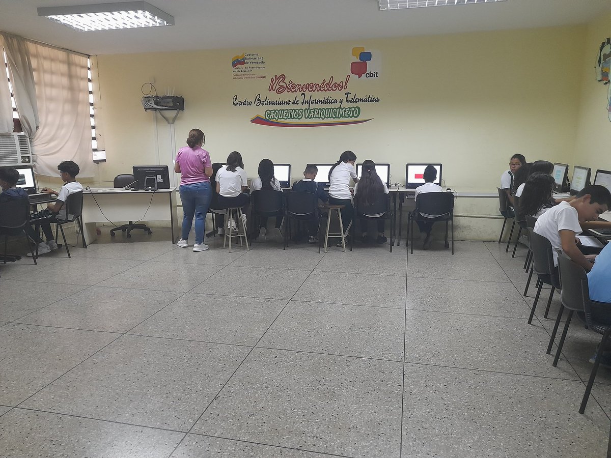 Estudiantes del Liceo Rafael Monasterios realizan en el CBIT Caquetios Variquicimeto sus proyectos endogenos 
#LikePaNicolás
<a href="/NicolasMaduro/">Nicolás Maduro</a> 
@MPPEDUCACION 
<a href="/_LaAvanzadora/">Yelitze Santaella</a> 
<a href="/Fundabit_/">FundabitOficial</a> 
<a href="/leivi24/">Leivi/Oceanía</a> 
<a href="/EleamerAbdala/">Eleamer Elkatrib</a> 
<a href="/Dimary08/">D!mary_Anzola</a>