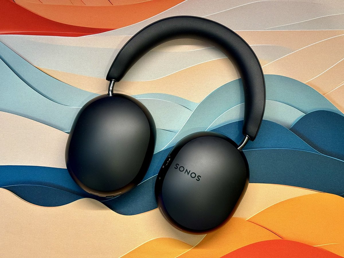 Tak, to są rewelacyjne słuchawki. Na tyle, że stały się moimi ulubionymi. Mimo że niestety, tanie nie są. Sonos zaliczył bardzo udany start w segmencie słuchawek.  Recenzja Sonos Ace już dostępna, zapraszam ;) 
tabletowo.pl/recenzja-sonos…