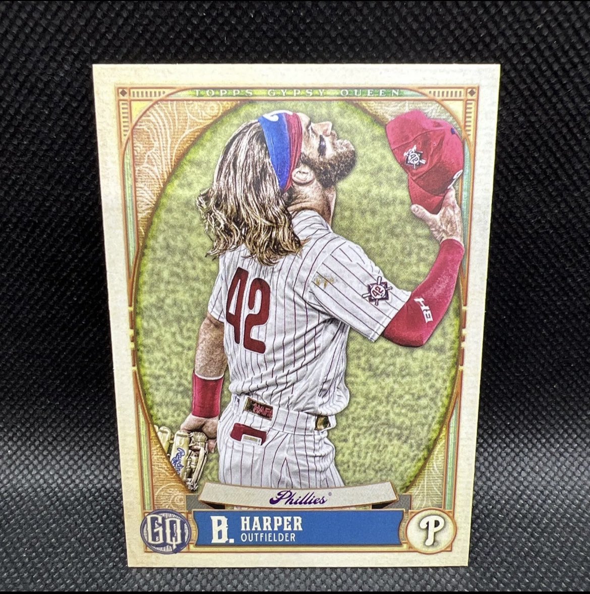 ShakeAndBreakIG's tweet photo. @Landontweetin @LAcarddude This is my card on eBay (I’d be happy to coin), but it’s a double SP. It’s the Jackie Robinson variation, along with the team script SP. It’s almost 1:15,000 pack odds to pull both (1:272 for IV and 1:55 for TS). Out of ‘21 GQ, $80 https://t.co/VV2XJ11eGk