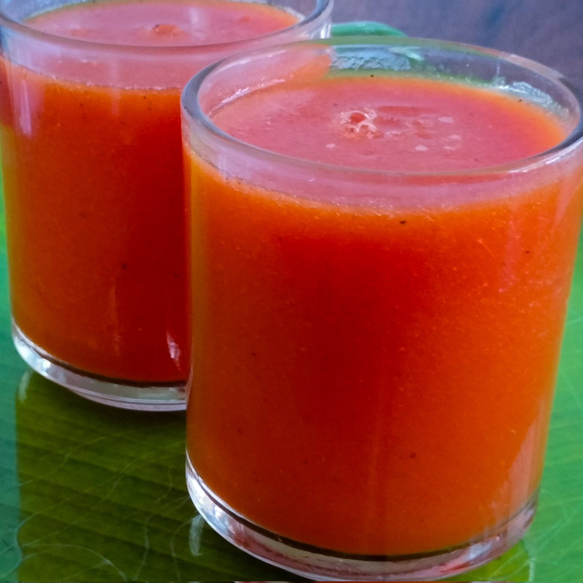 youtu.be/PKEauFmCGuw
Home made delicious papaya Juice recipe with English subtitles 
#food #foodie #foodporn #yummy #delicious #foodlover #tasty #instagood  #kitchen   #foodies #eat #veggie #veg #homemade #juice
 #papayajuice #cookingathome
