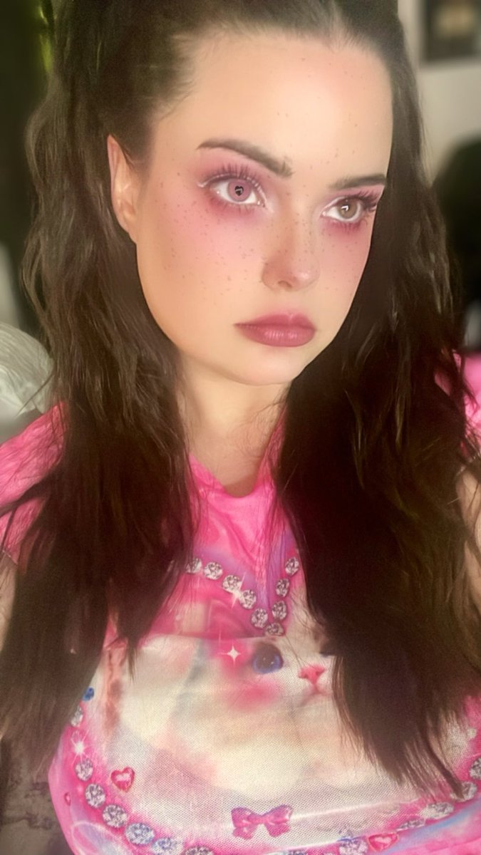 On my way to steal some glizzys from the 7-11. Ya’ll want anything?