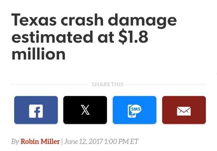 For those still big-time internet mad about the #IndyCar <a href="/detroitgp/">Detroit Grand Prix</a>, races like this happen from time to time and not only on street courses. 2017 Texas would see 9 cars of a 22 car field finish. 12 out for contact. Longest 🟩 run was 43 laps.