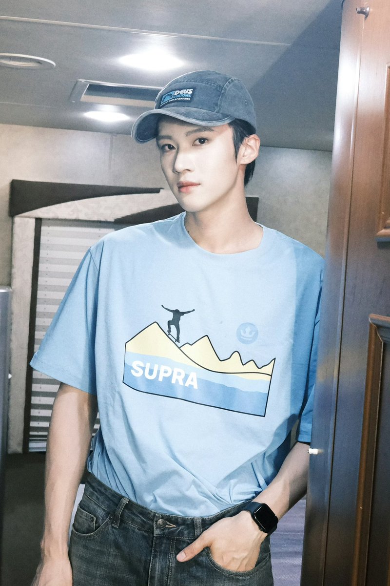 dramapotatoe's tweet photo. #YanAn shares new snaps

More - https://t.co/5x7oWdi4uH https://t.co/saXgSvw7Rk