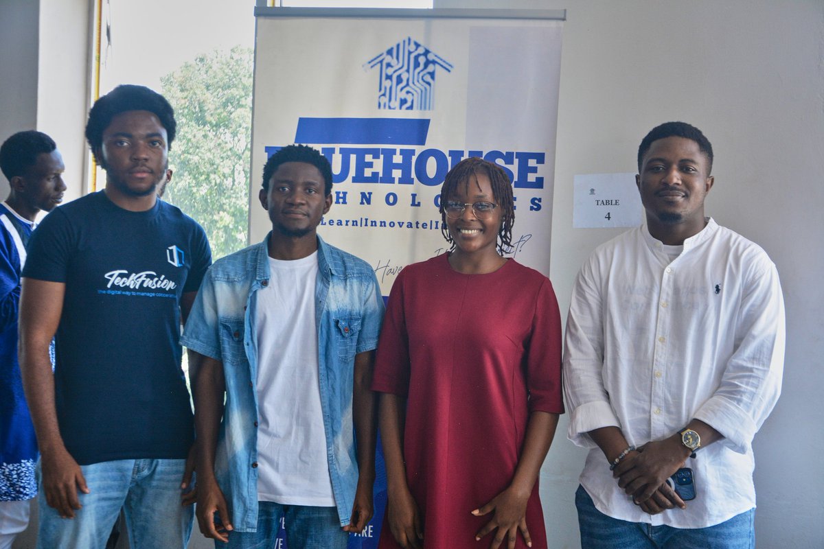 RinretKeswet's tweet photo. Thrilled to have hosted my first event, a tech & tea on "building a decentralized future with blockchain" at Blue House Technologies! Huge thanks to the team for their support. #TechAndTea! ☕ #innovate #impact #techskills #blockchain #bluehouse #solana #Jos @Blue_House_Tech https://t.co/Zz3pmq4Acw