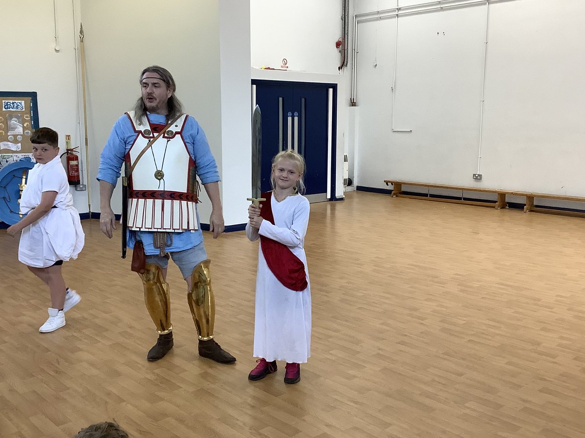 6AB - Miss Broome tweet media