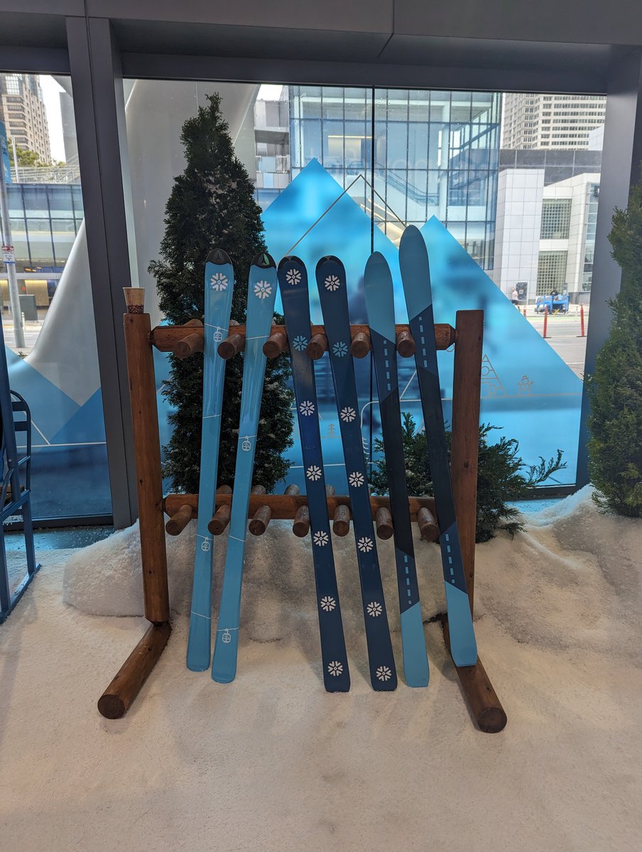 foursue's tweet image. #datacloudsummit
レジストレーションしてきた！！！