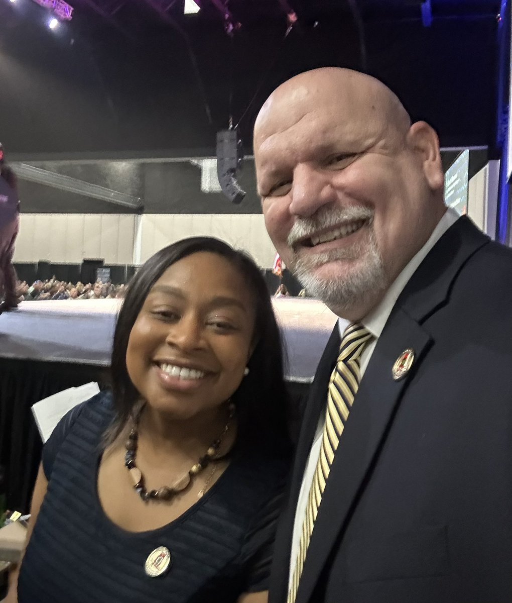 <a href="/Ganae_Gaines/">Dr. Ganae Gaines</a> &amp; <a href="/EESPrincipal/">David Wiggins</a> behind the scenes, ready to present awards to some amazing SROs, educators, systems, and organizations. <a href="/sullysro/">SRO Sully</a> @nasro <a href="/AlabamaAchieves/">Alabama State Department of Education</a> <a href="/AGSteveMarshall/">Attorney General Steve Marshall</a>